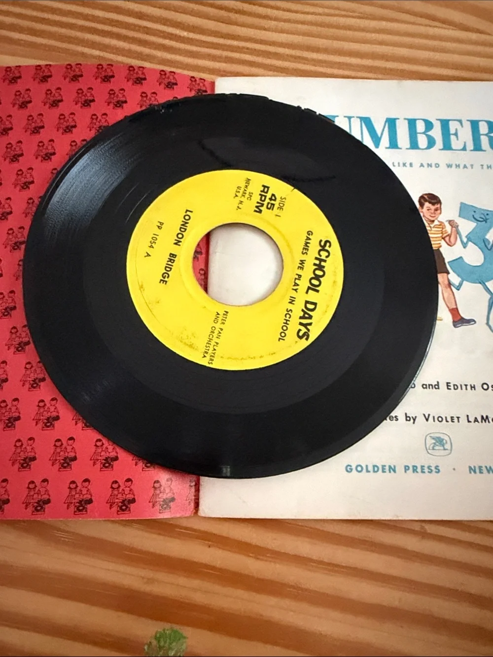 Vintage Little Golden Book Numbers Book & 45 RPM Record Set